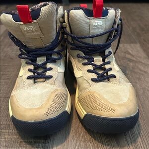 Vans UltraCush High-Top Boots - Beige and Navy